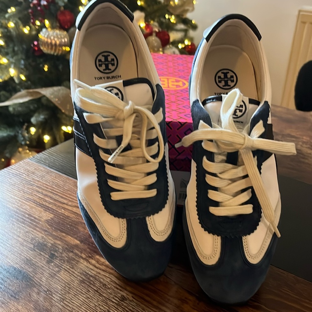 Tori Burch sneakers size 9.5